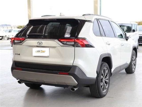 2022 Toyota Rav4 - Image 3
